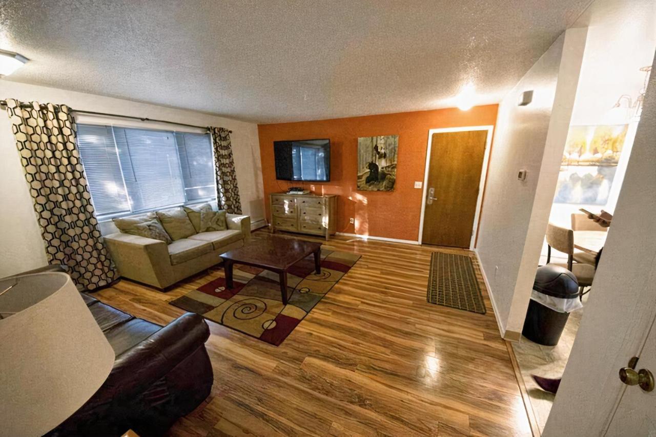 Stay Anchorage! Furnished Two Bedroom Apartments With High Speed Wifi ภายนอก รูปภาพ