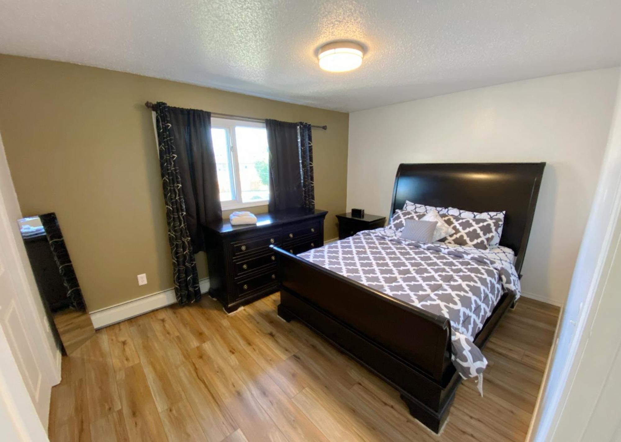 Stay Anchorage! Furnished Two Bedroom Apartments With High Speed Wifi ภายนอก รูปภาพ
