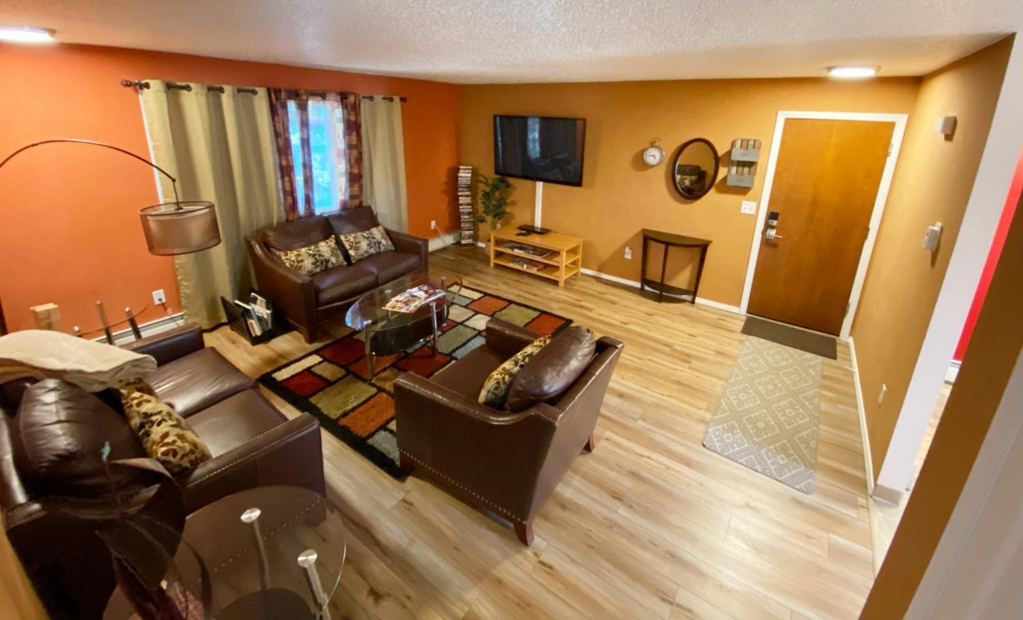 Stay Anchorage! Furnished Two Bedroom Apartments With High Speed Wifi ภายนอก รูปภาพ