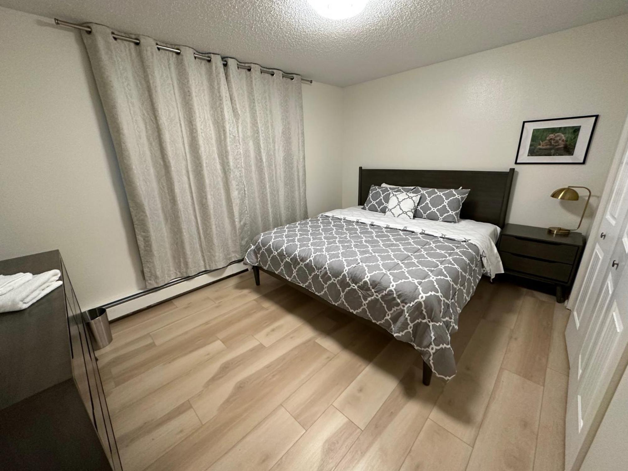 Stay Anchorage! Furnished Two Bedroom Apartments With High Speed Wifi ภายนอก รูปภาพ