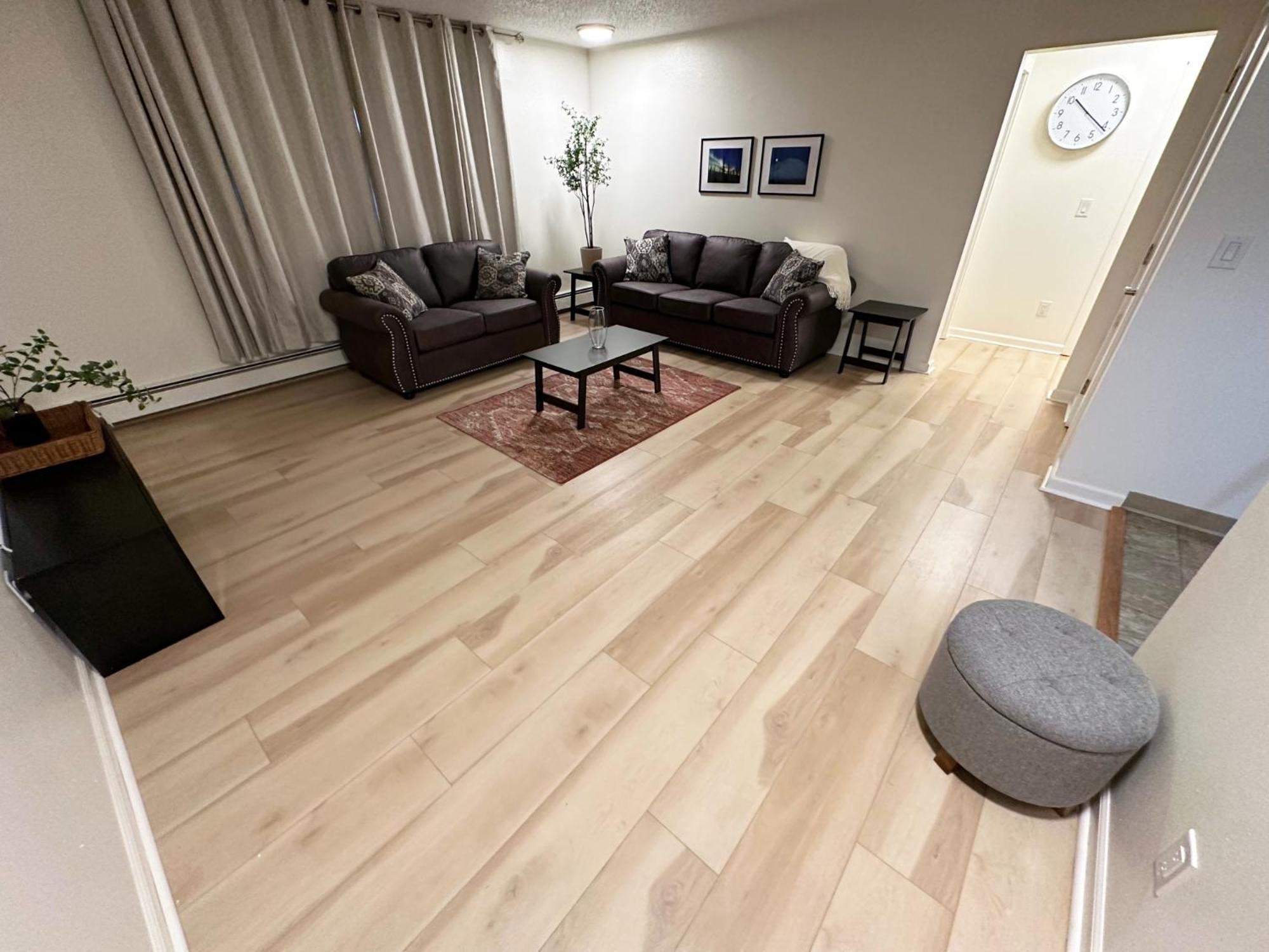 Stay Anchorage! Furnished Two Bedroom Apartments With High Speed Wifi ภายนอก รูปภาพ