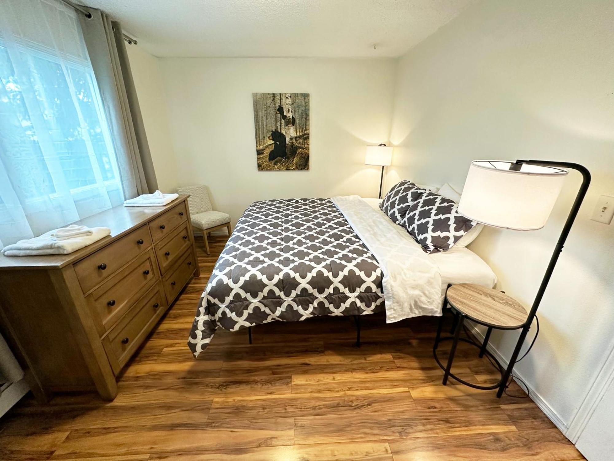 Stay Anchorage! Furnished Two Bedroom Apartments With High Speed Wifi ห้อง รูปภาพ