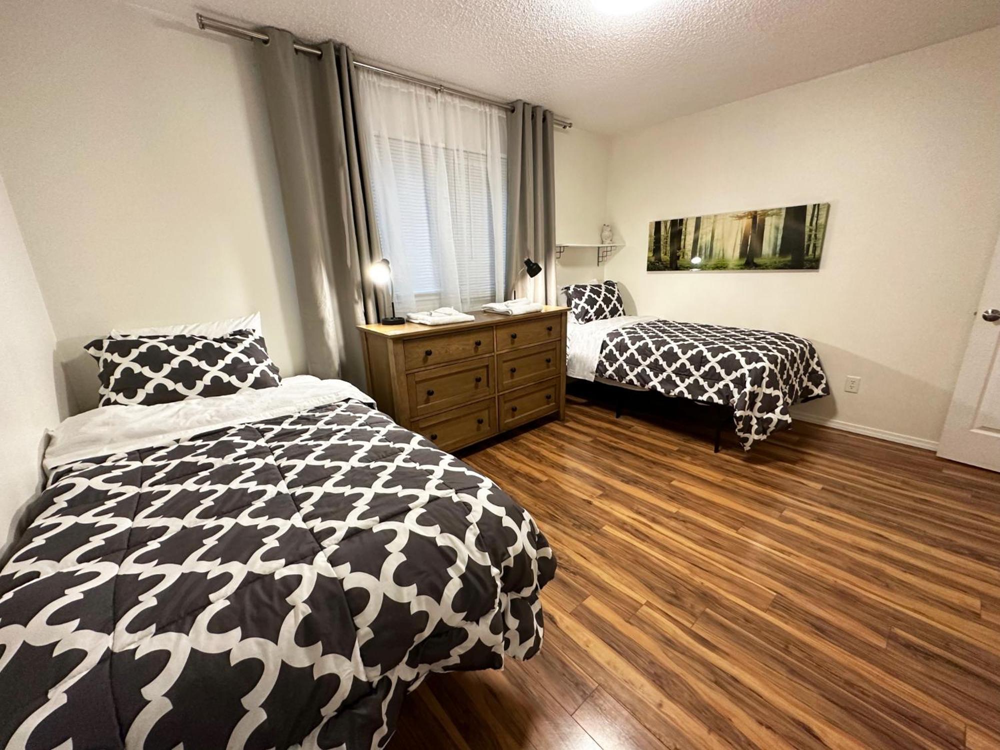 Stay Anchorage! Furnished Two Bedroom Apartments With High Speed Wifi ห้อง รูปภาพ