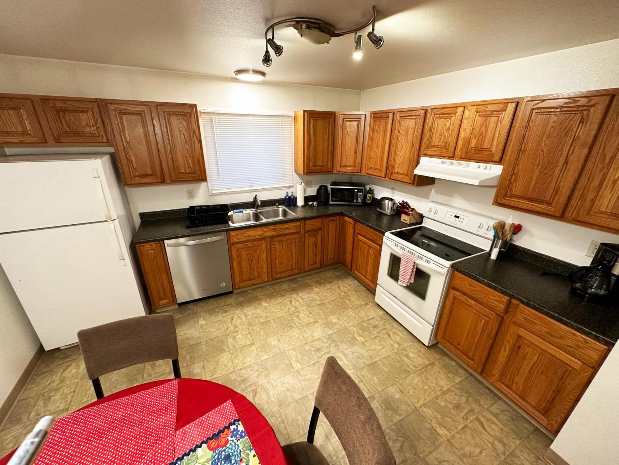 Stay Anchorage! Furnished Two Bedroom Apartments With High Speed Wifi ห้อง รูปภาพ